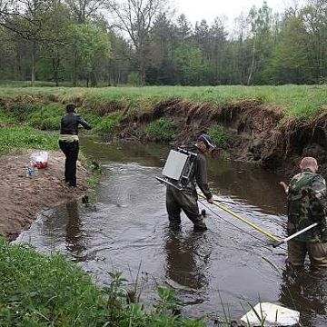 Grafika Odłowy młodych osobników troci wędrownej